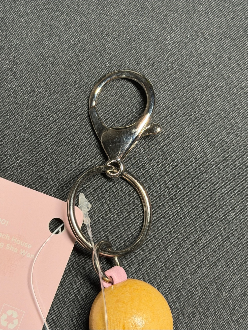 Backpack Flair Keychain - Picture 6 of 7